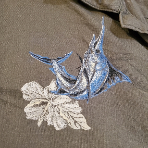 Columbia sportswear Hawaiian style swordfish print cotton shirt - Picture 5 of 11